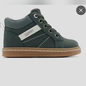 Esprit kids Size 25 green High Top With Gum Sole